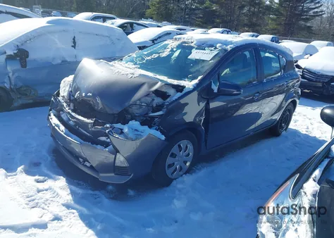 2013 Toyota Prius C Two z USA, uszkodzony, nr VIN JTDKDTB36D1036619